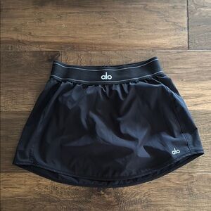 ALO Yoga Match Point Black Skirt